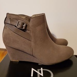 Wedge booties
